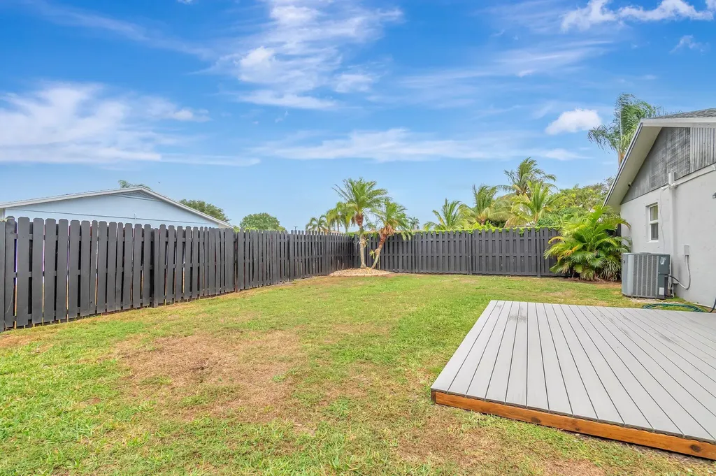 9212 Fountain Road Lake Worth FL 33467