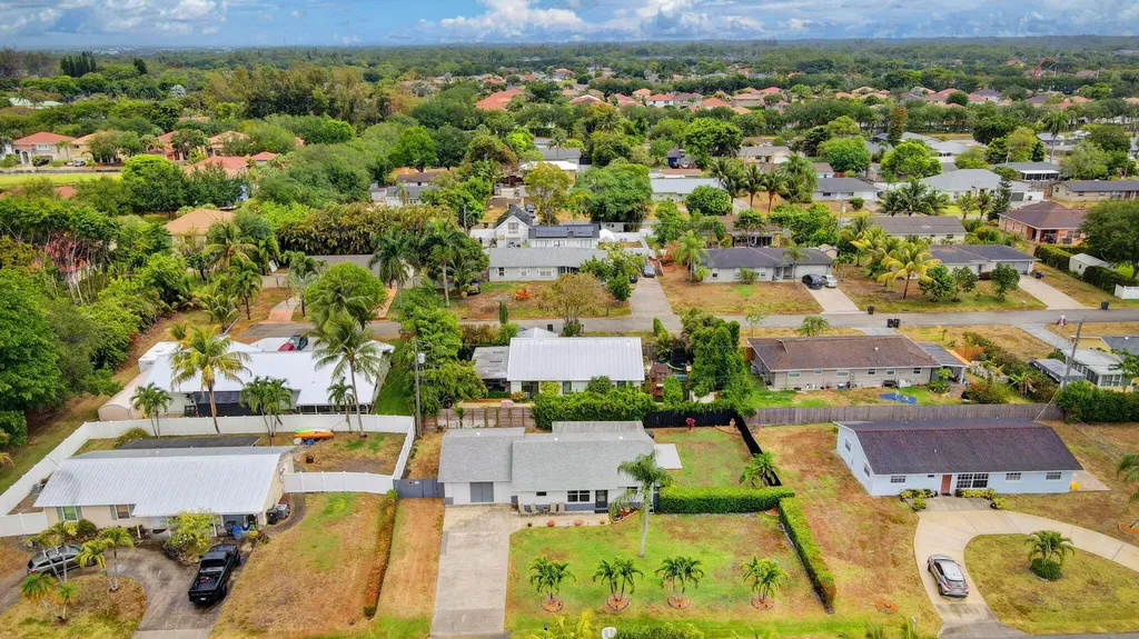 9212 Fountain Road Lake Worth FL 33467