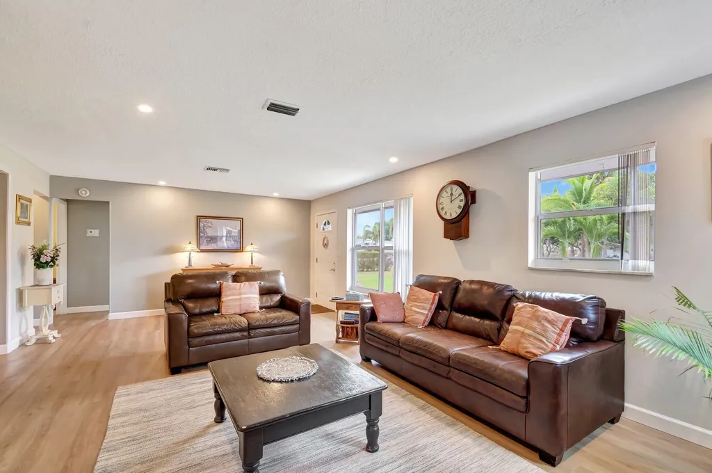 9212 Fountain Road Lake Worth FL 33467