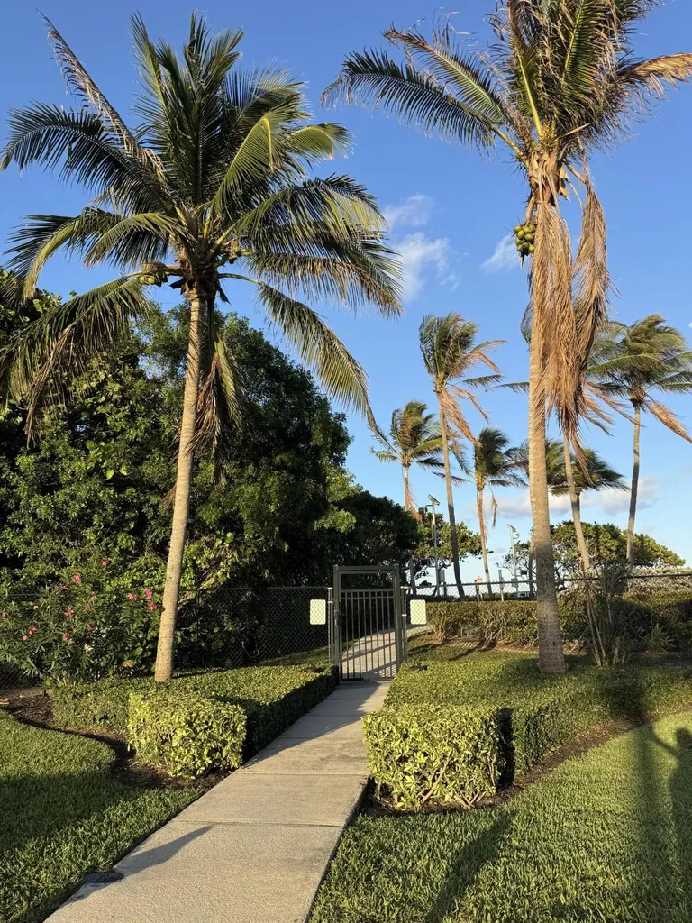 401 Ocean Bluffs Boulevard Jupiter FL 33477