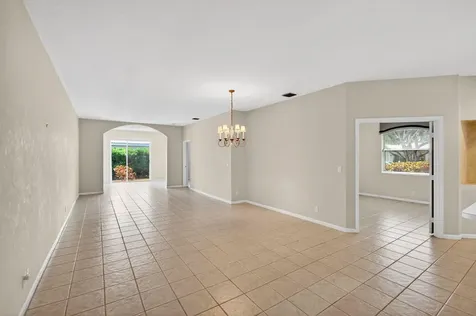 10641 Royal Caribbean Circle Boynton Beach FL 33437