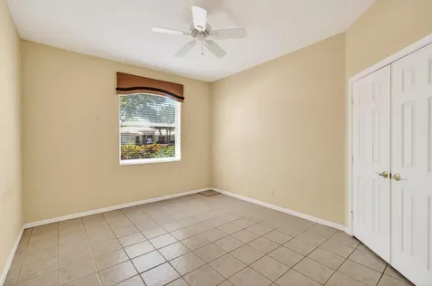 10641 Royal Caribbean Circle Boynton Beach FL 33437