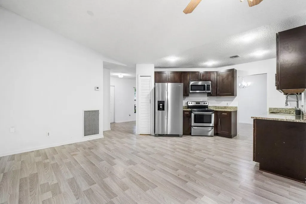 190 Parkwood Drive S Royal Palm Beach FL 33411