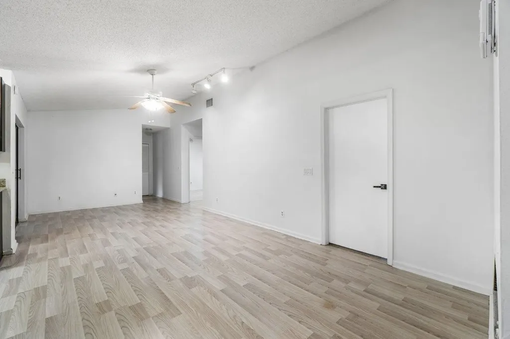 190 Parkwood Drive S Royal Palm Beach FL 33411