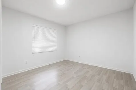 190 Parkwood Drive S Royal Palm Beach FL 33411