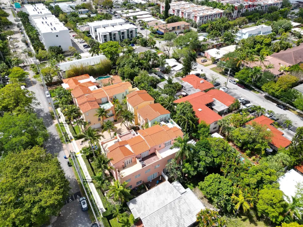 1123 NE 18th Avenue Fort Lauderdale FL 33304