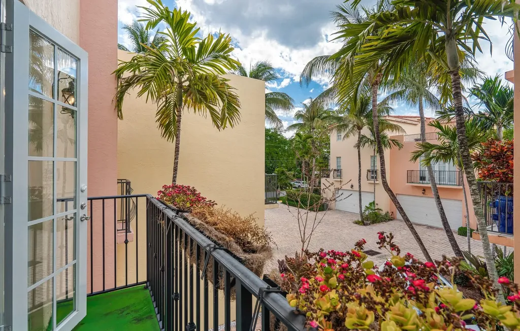 1123 NE 18th Avenue Fort Lauderdale FL 33304