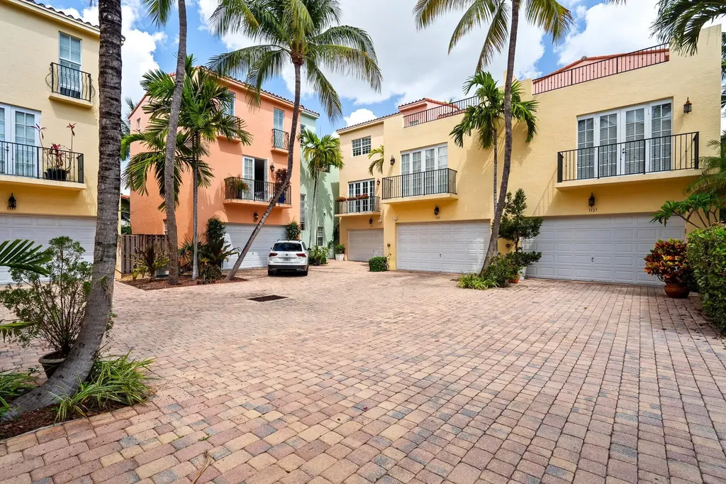 1123 NE 18th Avenue Fort Lauderdale FL 33304