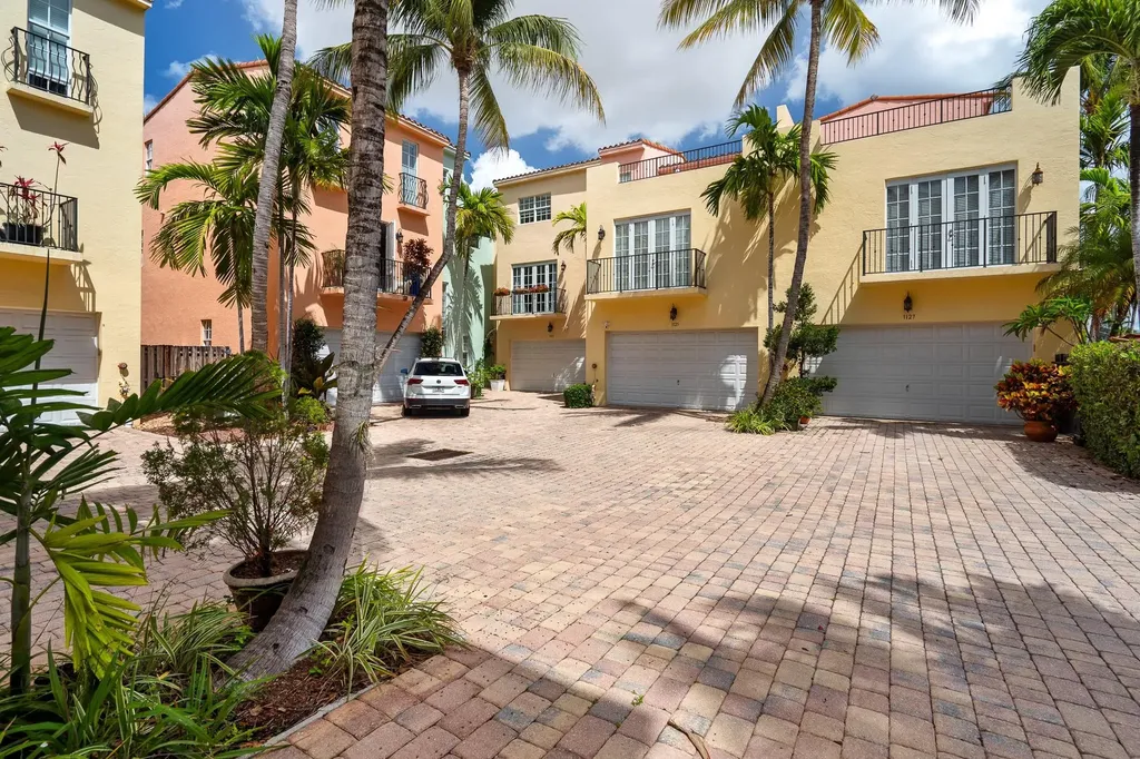 1123 NE 18th Avenue Fort Lauderdale FL 33304