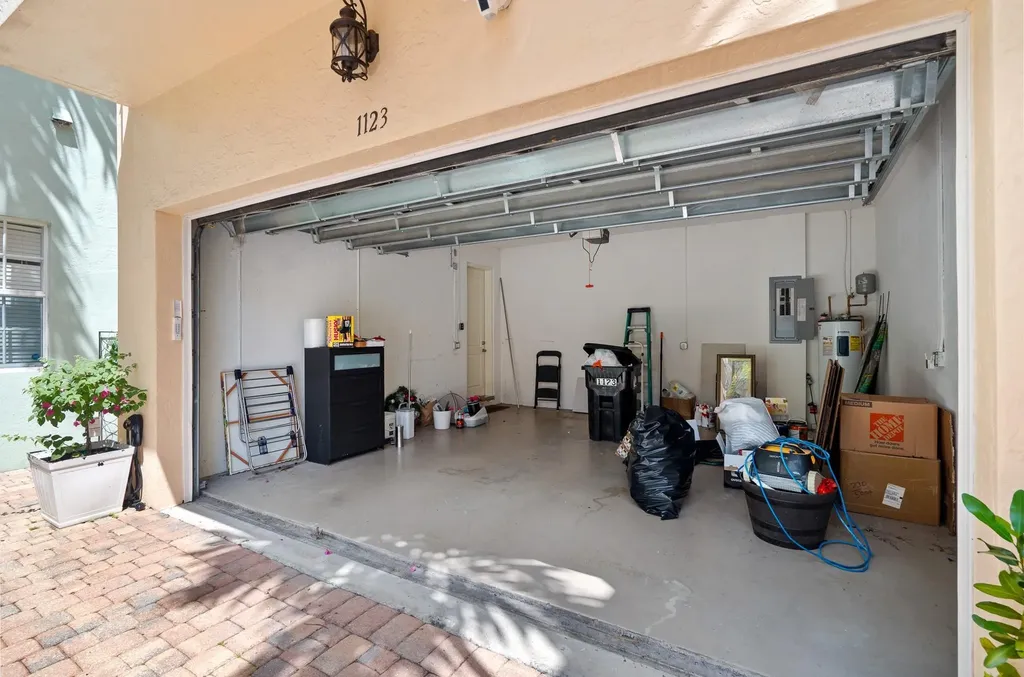 1123 NE 18th Avenue Fort Lauderdale FL 33304