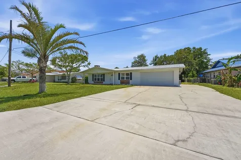 1804 Bayshore Drive Fort Pierce FL 34949