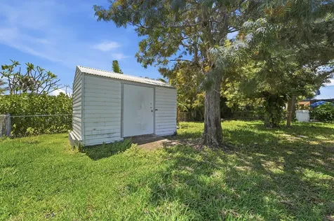 1804 Bayshore Drive Fort Pierce FL 34949