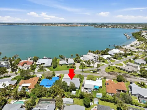 1804 Bayshore Drive Fort Pierce FL 34949