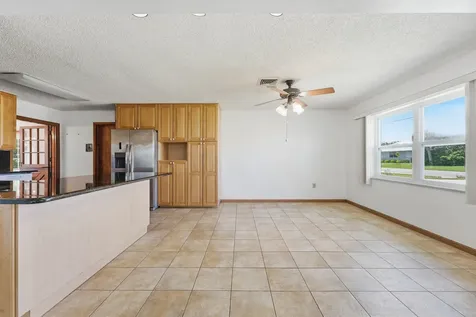 1804 Bayshore Drive Fort Pierce FL 34949