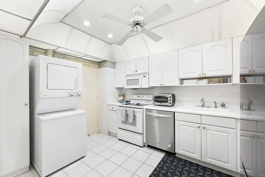 3475 S Ocean Boulevard Palm Beach FL 33480