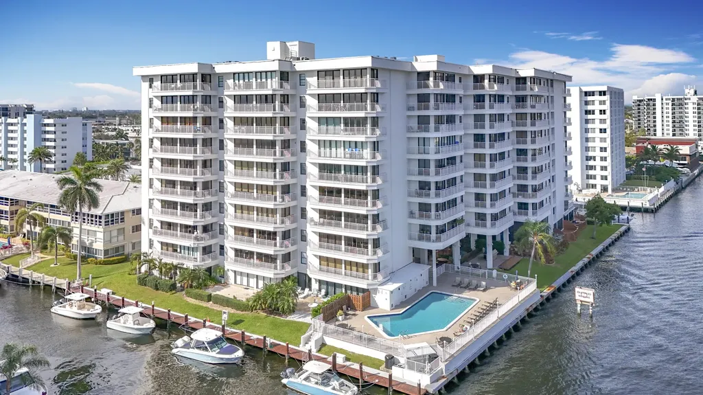 3100 NE 48th Street Fort Lauderdale FL 33308