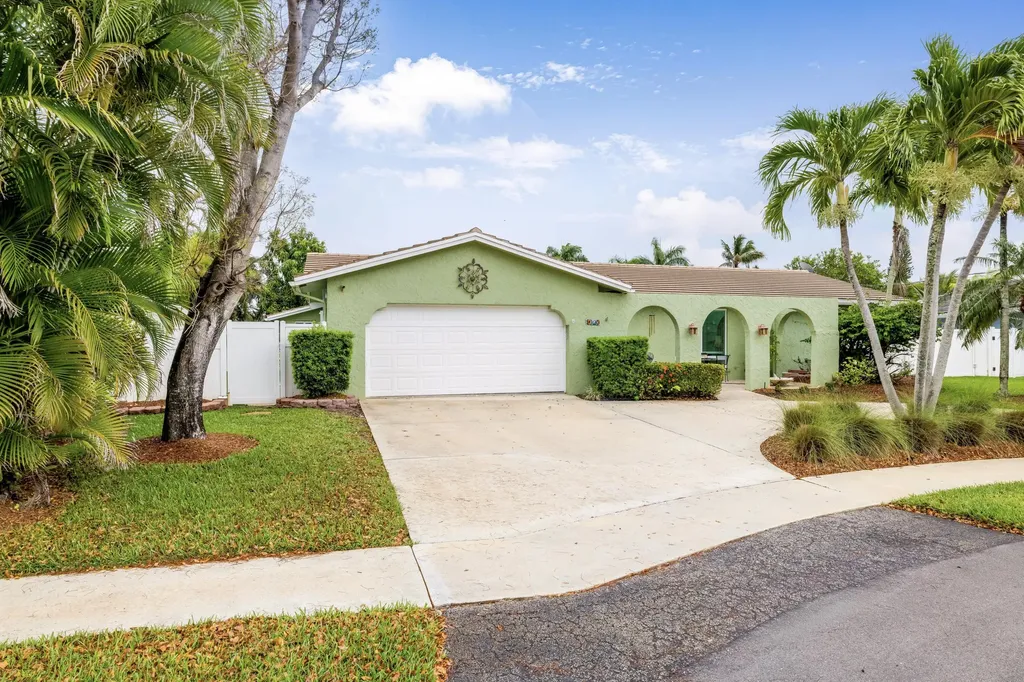 1920 SW 58th Avenue Plantation FL 33317