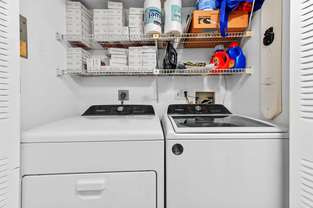 9244 Flynn Circle Boca Raton FL 33496
