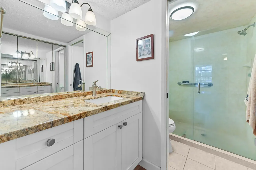 9244 Flynn Circle Boca Raton FL 33496
