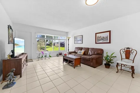9244 Flynn Circle Boca Raton FL 33496