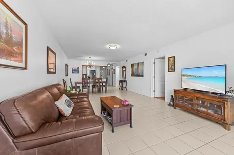 9244 Flynn Circle Boca Raton FL 33496