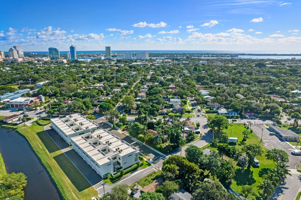 1933 Dock Street West Palm Beach FL 33401