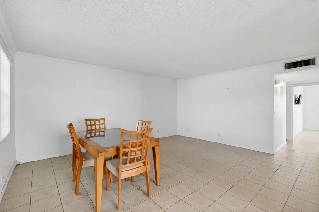 167 Normandy Delray Beach FL 33484