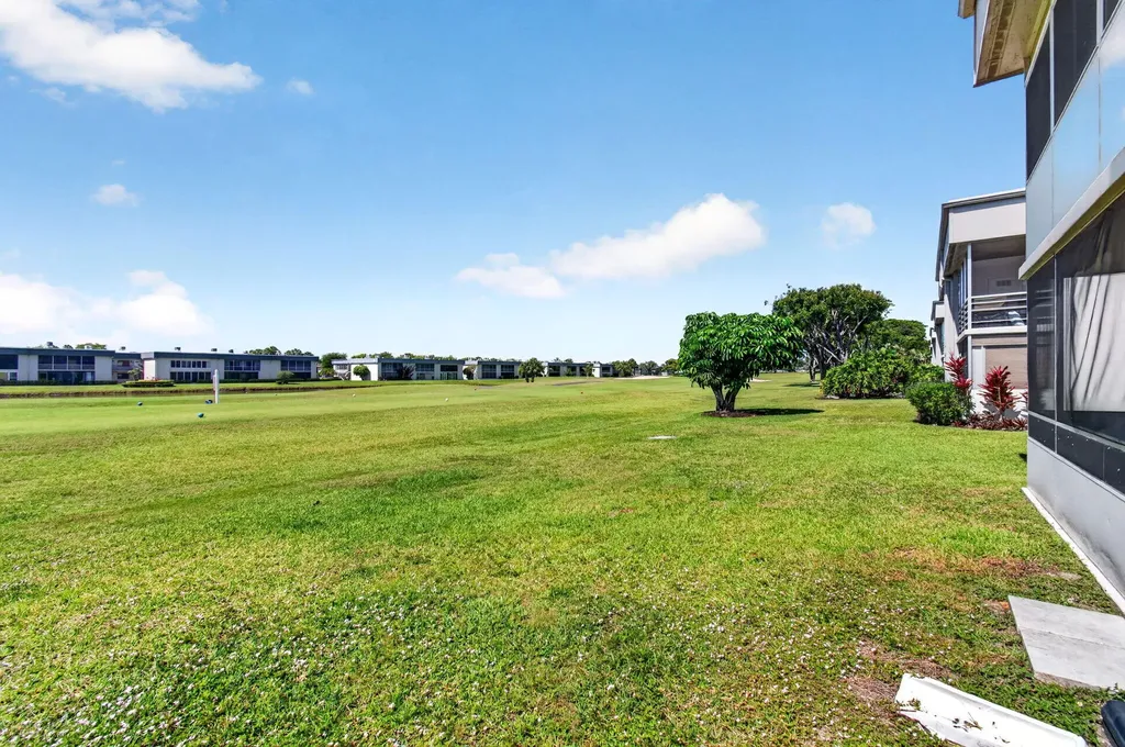 167 Normandy Delray Beach FL 33484