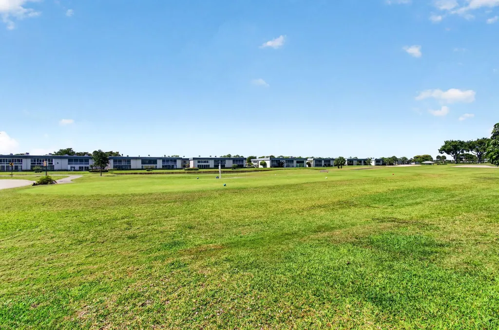 167 Normandy Delray Beach FL 33484