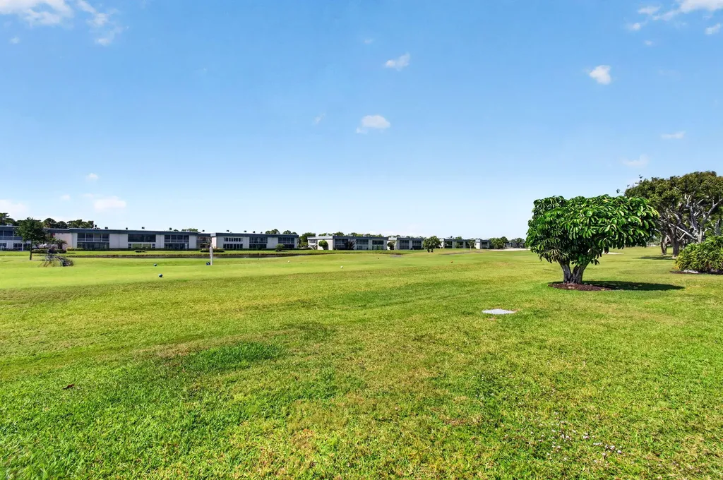 167 Normandy Delray Beach FL 33484