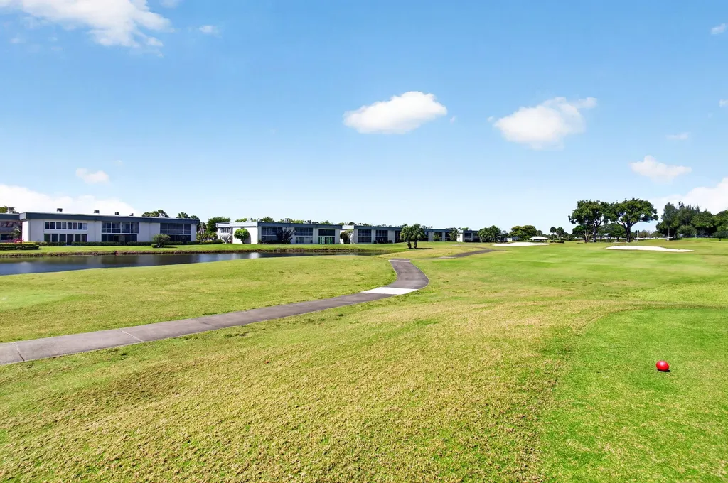 167 Normandy Delray Beach FL 33484