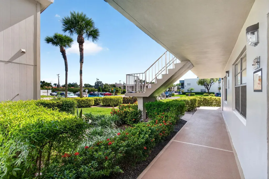 167 Normandy Delray Beach FL 33484