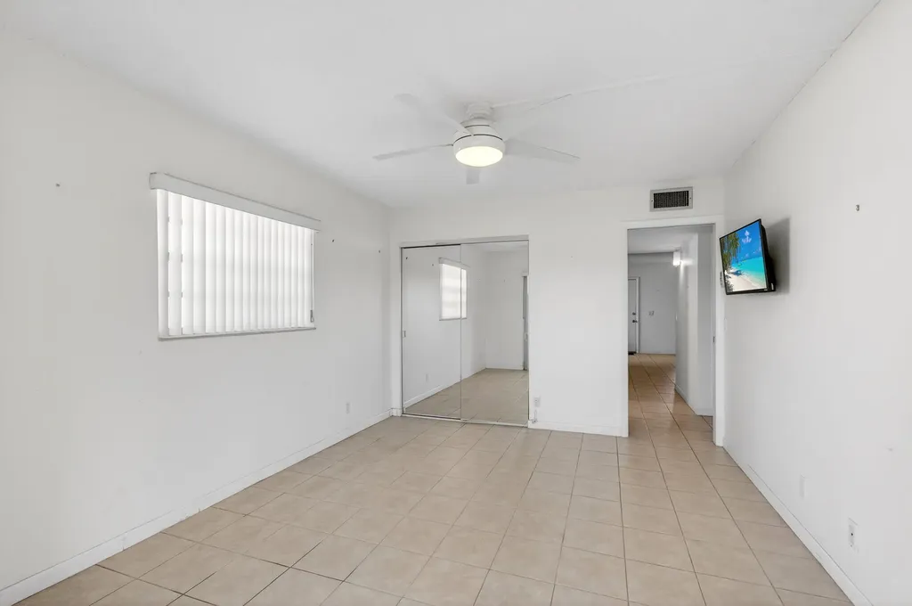 167 Normandy Delray Beach FL 33484