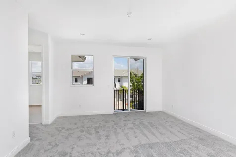 6979 Pines Circle Coconut Creek FL 33073