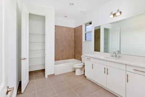 6979 Pines Circle Coconut Creek FL 33073