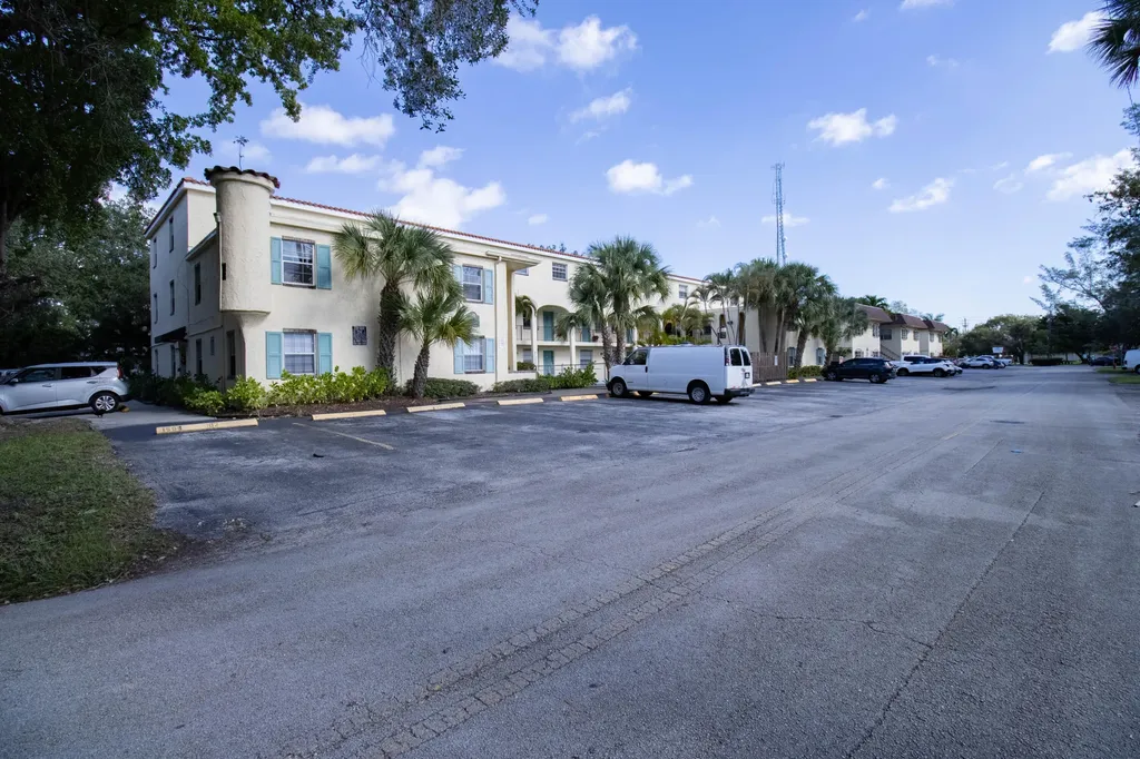 1505 Himmarshee Street Fort Lauderdale FL 33312