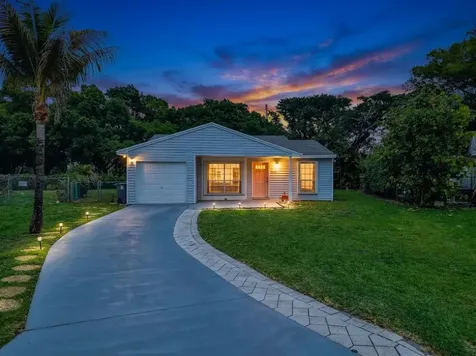 5048 Silver Maple Lane Boynton Beach FL 33472