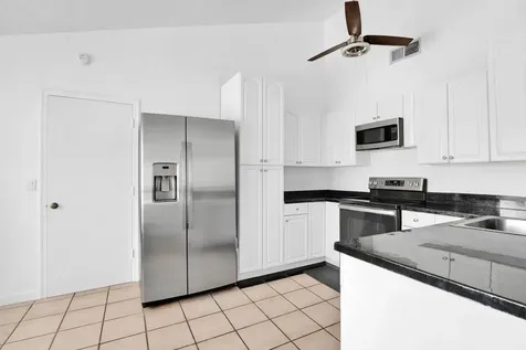 5048 Silver Maple Lane Boynton Beach FL 33472