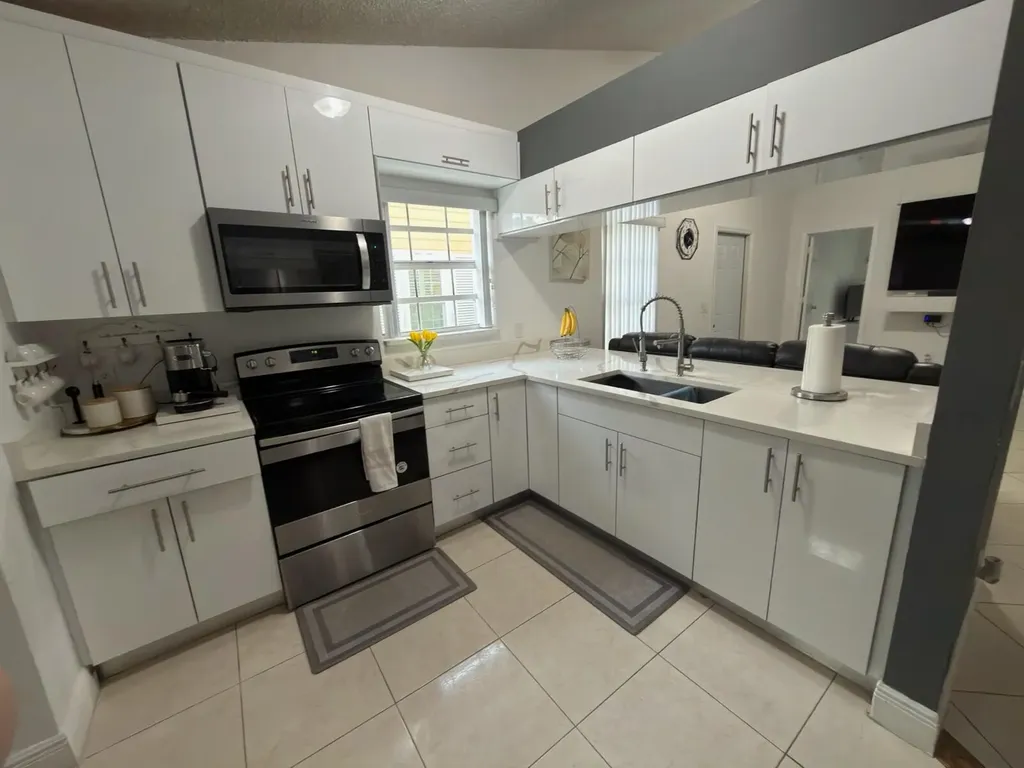 1570 Royal Forest Court West Palm Beach FL 33406