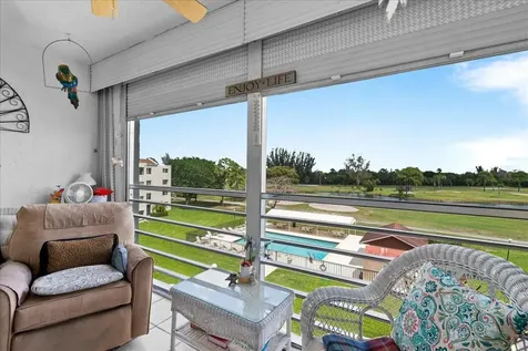 6768 N 10th Avenue Lake Worth FL 33467