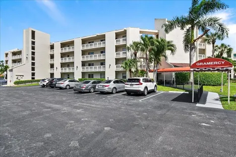 6768 N 10th Avenue Lake Worth FL 33467