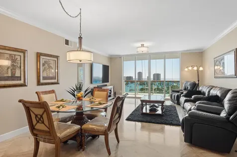 2640 Lake Shore Drive Riviera Beach FL 33404