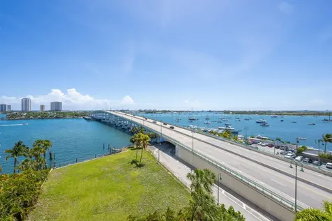 2640 Lake Shore Drive Riviera Beach FL 33404