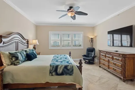 2640 Lake Shore Drive Riviera Beach FL 33404