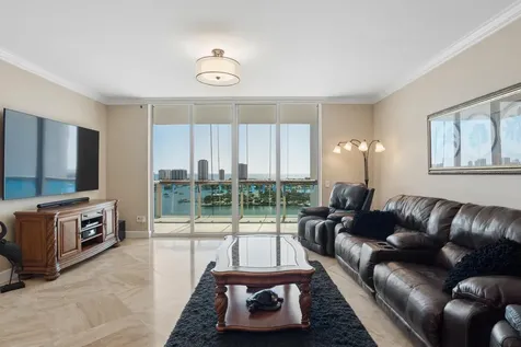 2640 Lake Shore Drive Riviera Beach FL 33404