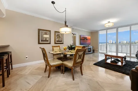 2640 Lake Shore Drive Riviera Beach FL 33404