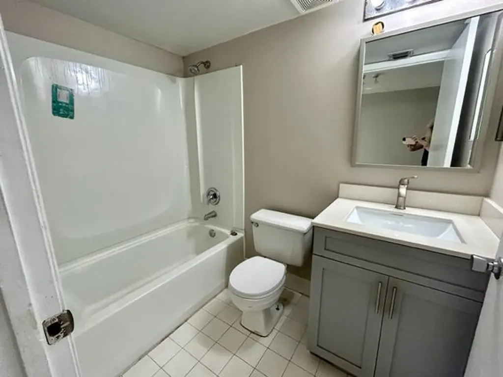 741 N Pine Island Road Plantation FL 33324