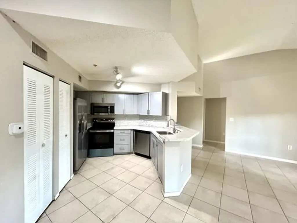 741 N Pine Island Road Plantation FL 33324
