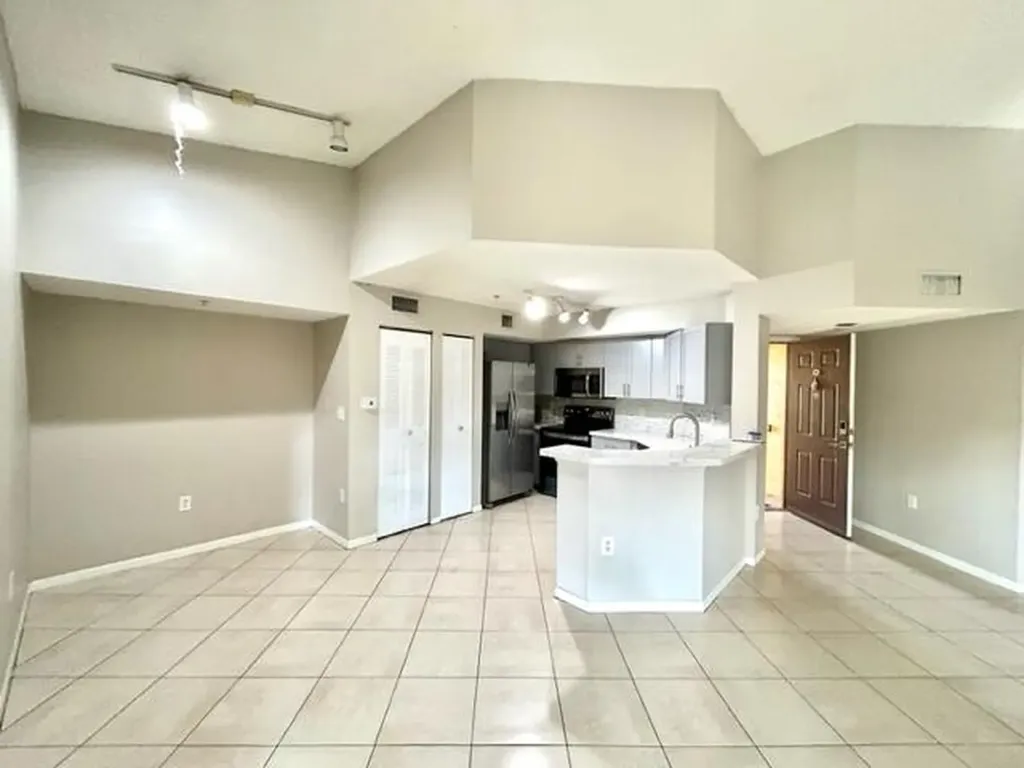 741 N Pine Island Road Plantation FL 33324