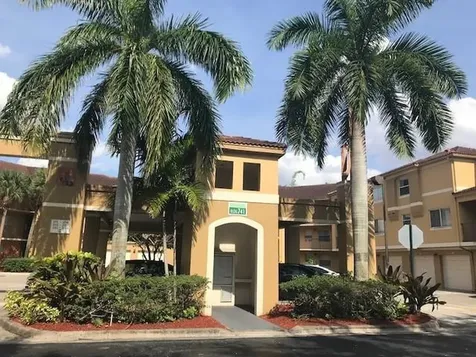 741 N Pine Island Road Plantation FL 33324